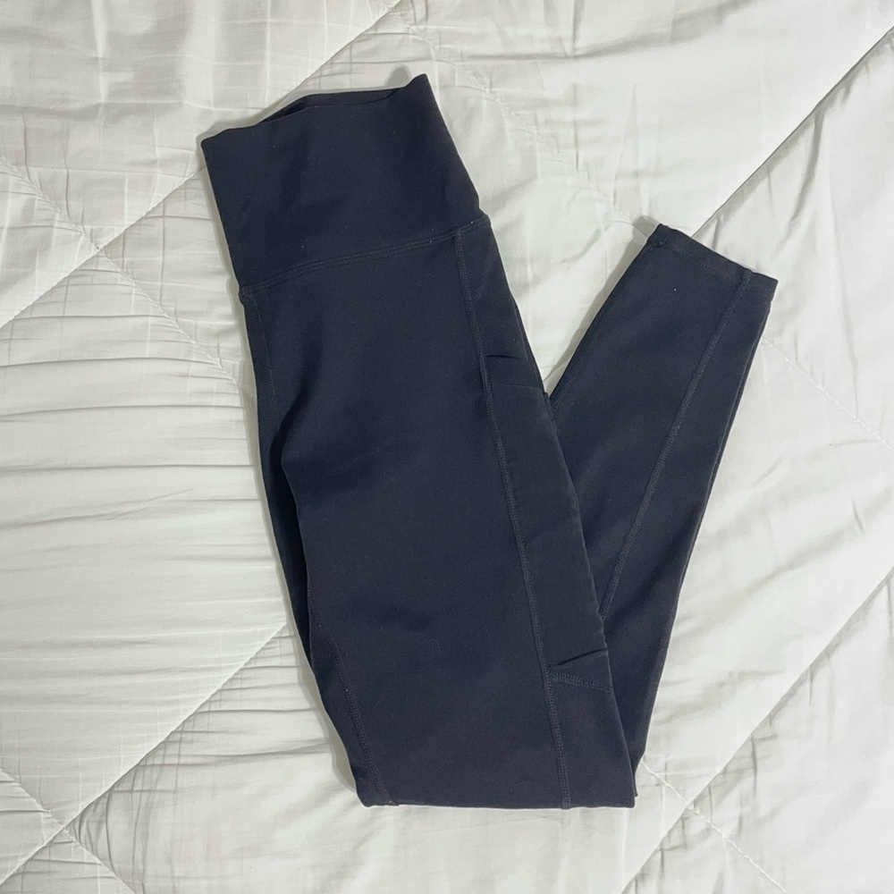 Fabletics High Waisted On-The-Go Powerhold Black Legging with Pockets